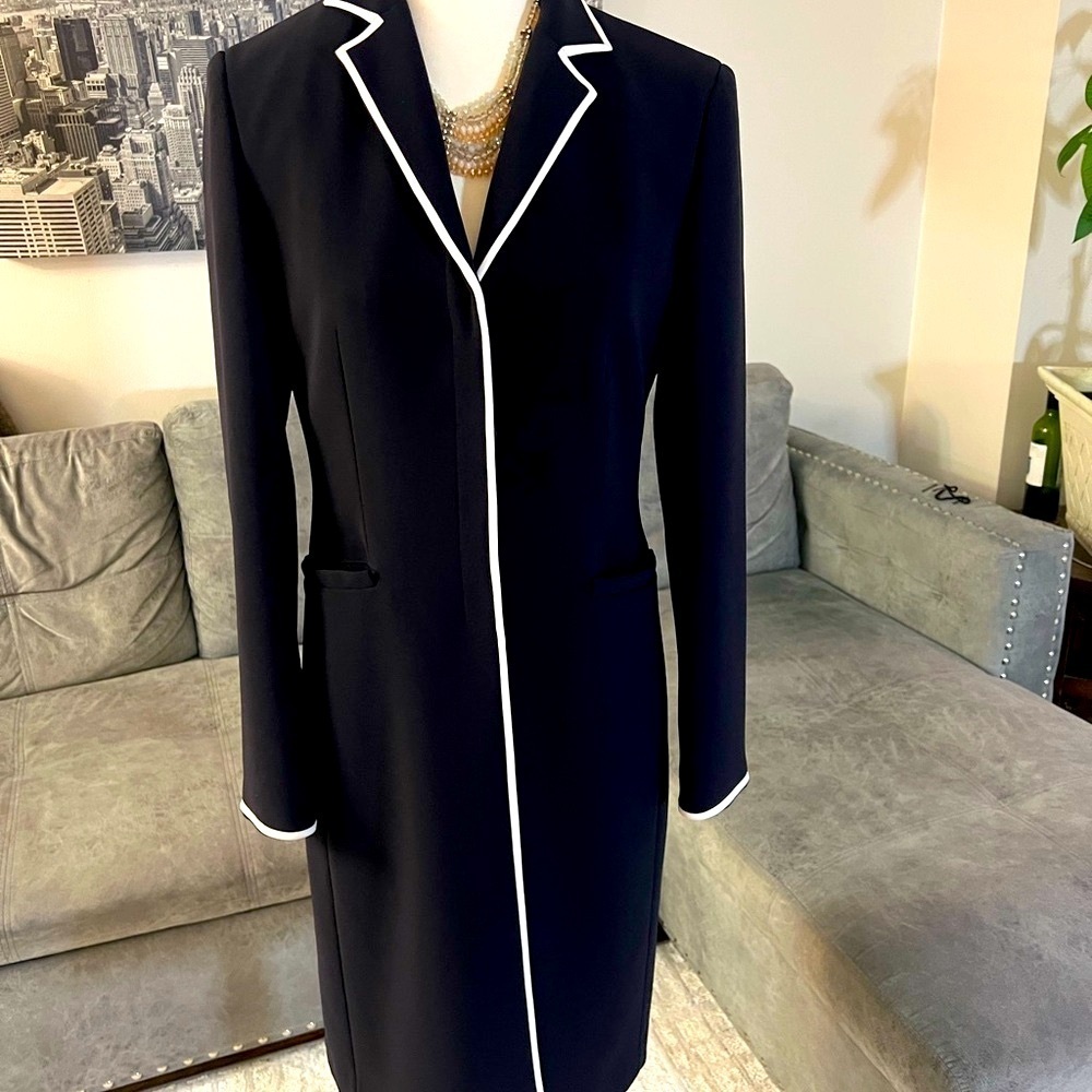 Ann Taylor Black and White Long Coat with Notched Lapel💎😍 LIKE NEW 🤩✨👌$299